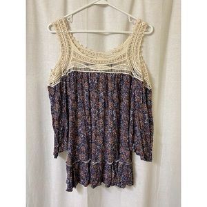Lace/floral cold shoulder top